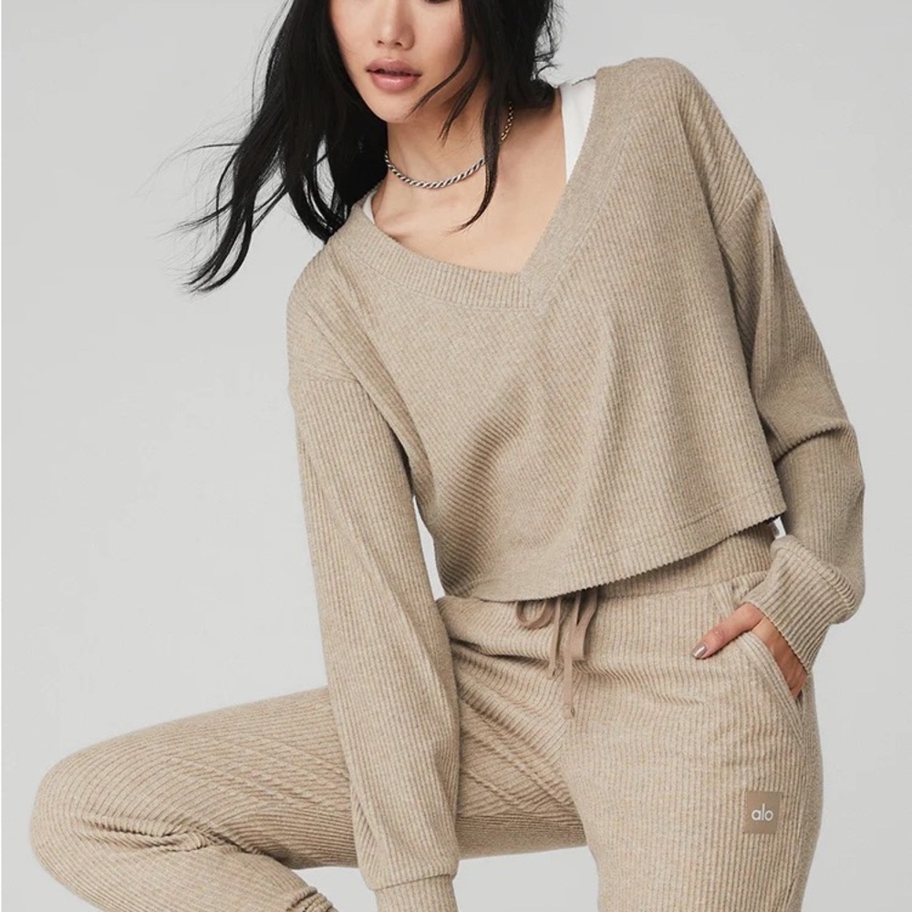 Alo Yoga muse Pullover Sweatshirt sz. L gravel heather